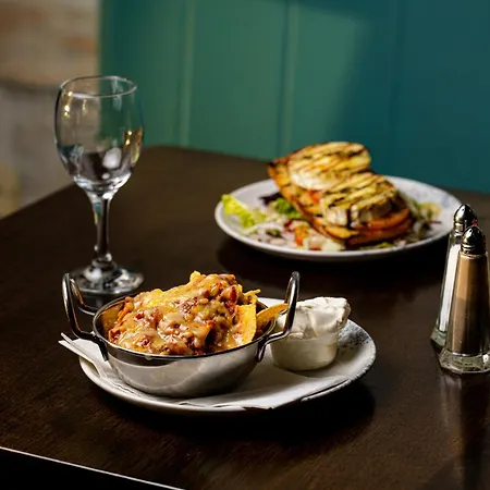 伊尼什欧文盖特维酒店 3*