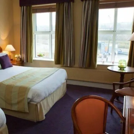 Hotel Inishowen Gateway