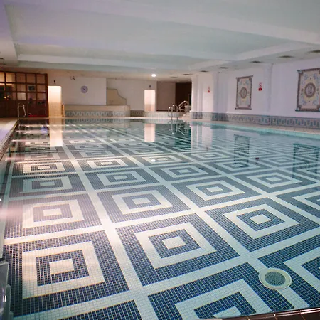 Inishowen Gateway Hotel 3*